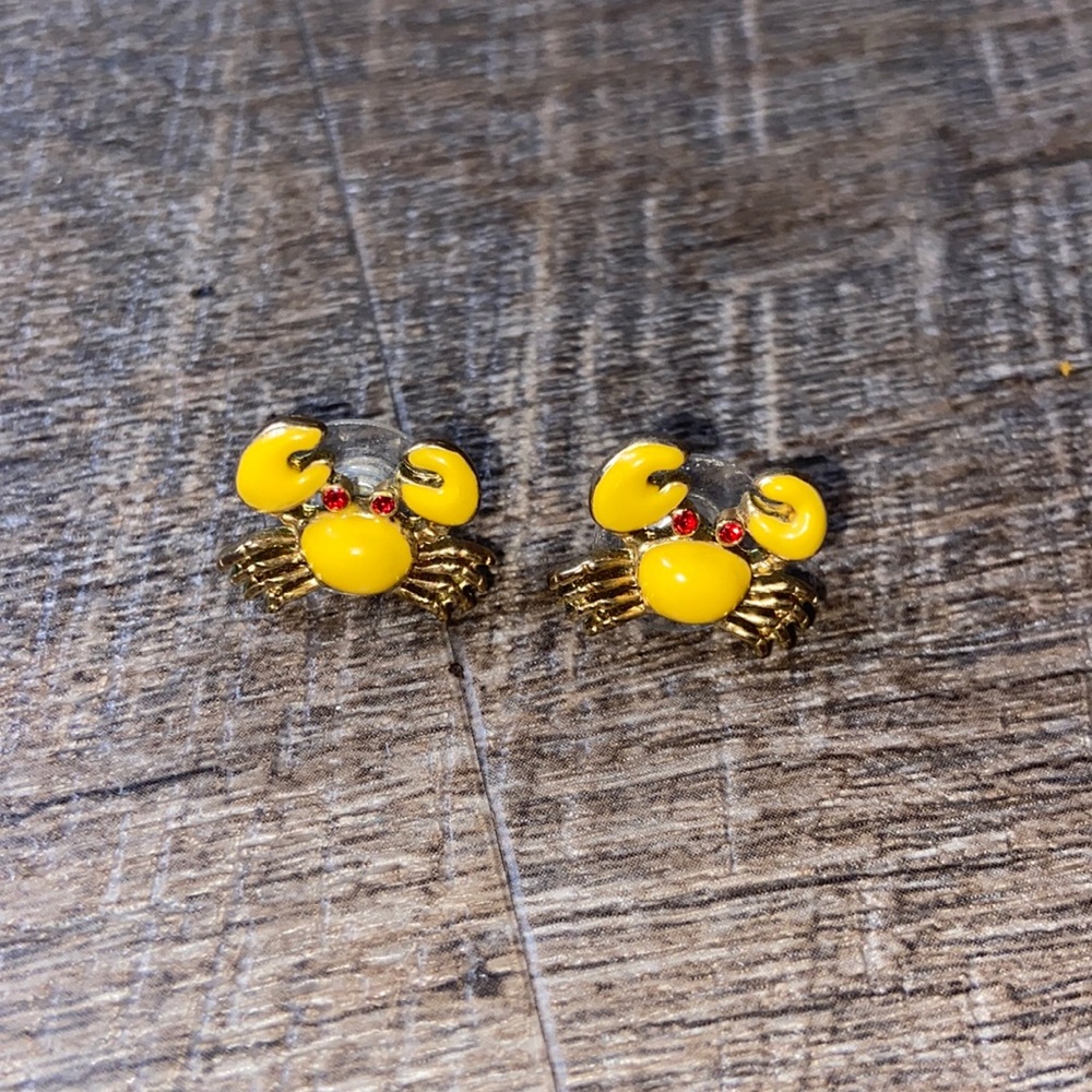 3/$30 | Yellow Crab Earrings